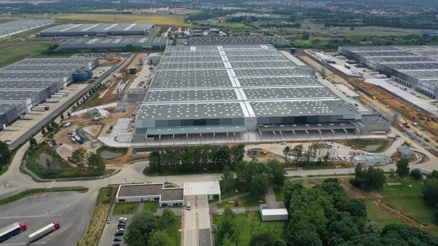 Prologis invests €6.4 billion in France: unlocking prime logistics & data center opportunities