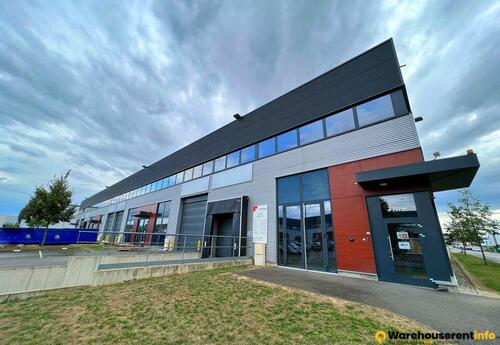 Warehouses to let in Location Local d'activités 286 m² à 896 m²