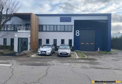 Warehouses to let in Location Local d'activités 410 m²